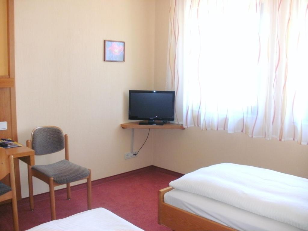 Gasthof Landhotel Gruner Baum Cadolzburg ห้อง รูปภาพ