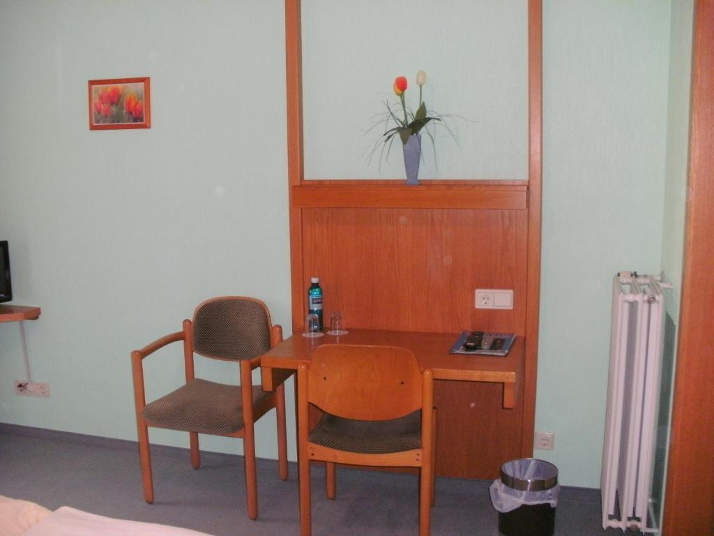 Gasthof Landhotel Gruner Baum Cadolzburg ห้อง รูปภาพ